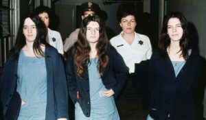 Leslie van Houten, reina de belleza que se convirtió en la seguidora más joven de Charles Manson