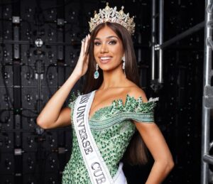 Lina Luaces, hija de Lily Estefan, es la nueva Miss Cuba Universo elegida en EE.UU. - AlbertoNews