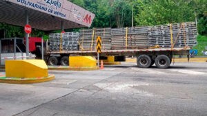 Llegan a Mérida materiales para reparar puentes afectados por lluvias