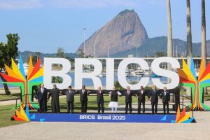 Los BRICS defienden el multilateralismo y condenan las guerras, las sanciones y los aranceles