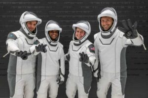 Los astronautas de la misión Axiom-4 regresan a la Tierra