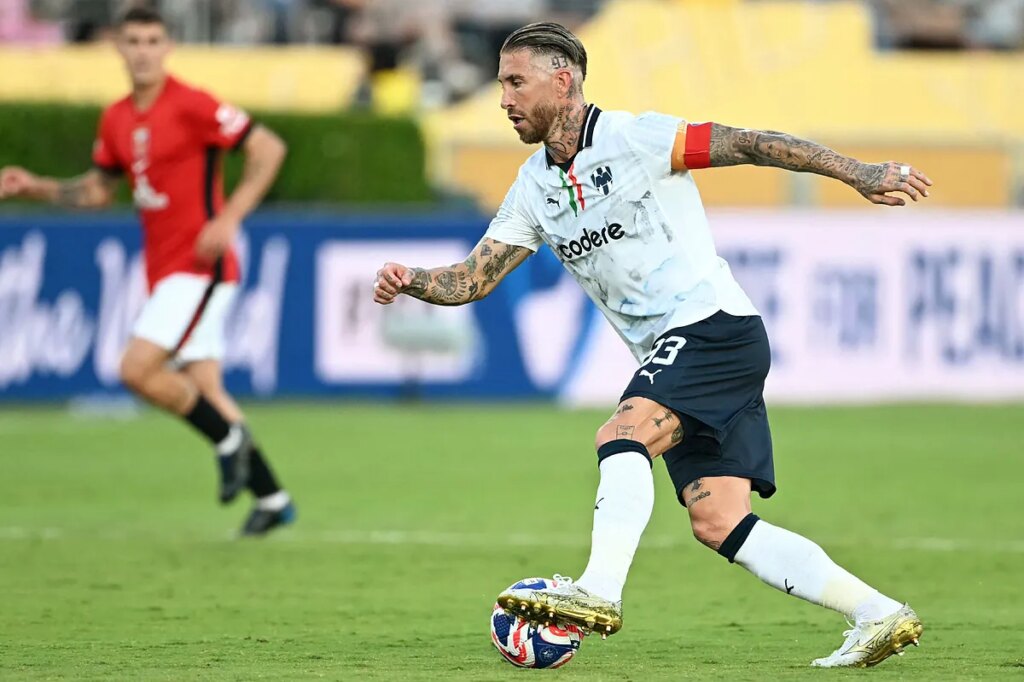 Los datos que explican la fiebre por Sergio Ramos en Rayados: "Su fichaje ha sido un regalo"