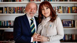Lula visitó a Cristina Fernández en su prisión domiciliaria – DW – 04/07/2025