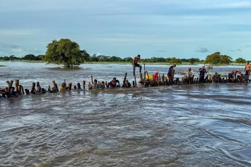 Machado llama a la solidaridad con comunidades de Apure incomunicadas tras las lluvias