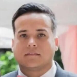 Madre de periodista Víctor Ugas urge saber estado de salud de su hijo