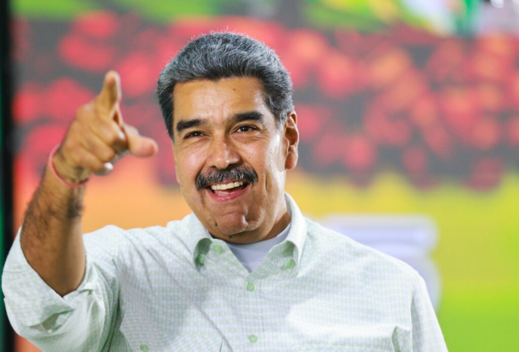 Maduro anuncia diez días de celebración por el primer año de su "triunfo heroico" - AlbertoNews