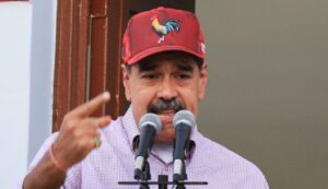 Maduro aplicará «encerrona» a nuevas autoridades estatales y municipales para imponer su plan comunal | lapatilla.com