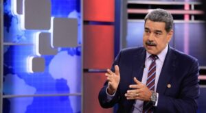 Maduro confirma que Chevron recibió licencia para volver a operar