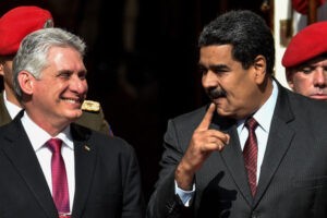 Banca y Negocios