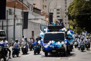Marchas y caravanas vecinales dan inicio a la campaña para comicios municipales