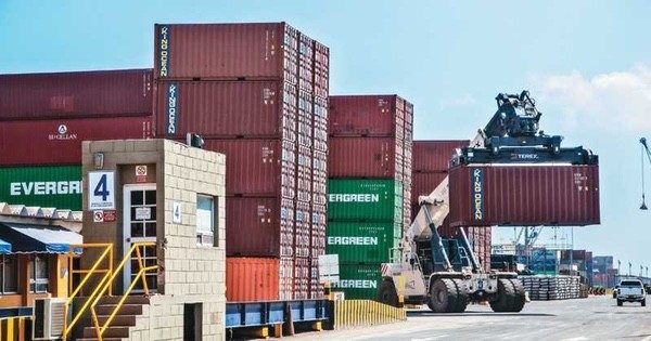 México rechaza presión arancelaria de Trump con "cabeza fría" y confianza en acuerdo - AlbertoNews