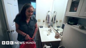 "Mi casa funciona a medias y no puedo beber el agua": cómo es vivir cerca de un enorme centro de almacenamiento datos en EE.UU.