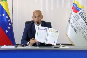 Ministerio de Educación comenzó revisión para «ordenar» contenidos de Castellano