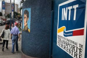 Ministro afirma que han detenido a más de 90 personas por "gestorías" dentro del INTT