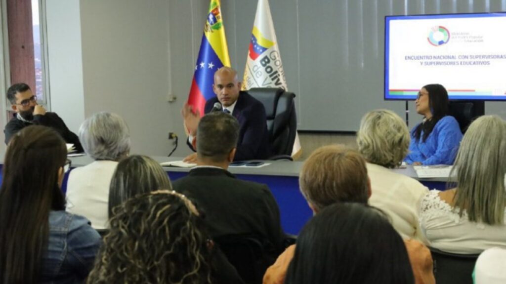 Ministro de Educación reitera que actividades terminan el 18J