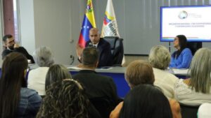 Ministro de Educación reitera que actividades terminan el 18J
