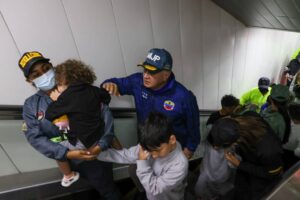 Miraflores asegura que EEUU mantiene «secuestrados» a 33 niños venezolanos