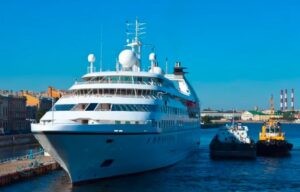 Mujer se enfrenta a una gran deuda tras enfermarse en un crucero: este fue su error que le salió caro