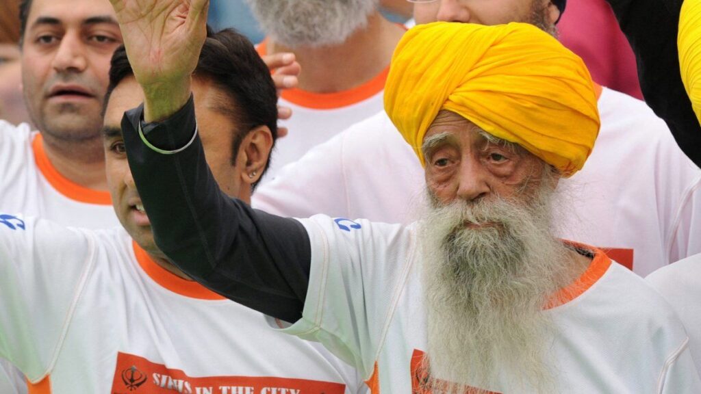 Murió Fauja Singh, el histórico maratonista de 114 años conocido como el Tornado con turbante