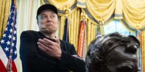 Musk amenaza con crear un partido político si Trump saca adelante su ley fiscal
