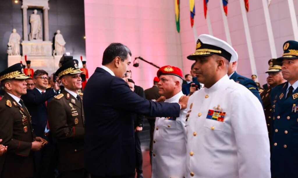 Nicolás Maduro condicionó los nuevos ascensos militares con demostrar “lealtad absoluta” al chavismo