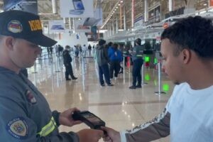 Nuevo vuelo con 201 venezolanos deportados desde Texas arribó al país este #11Jul
