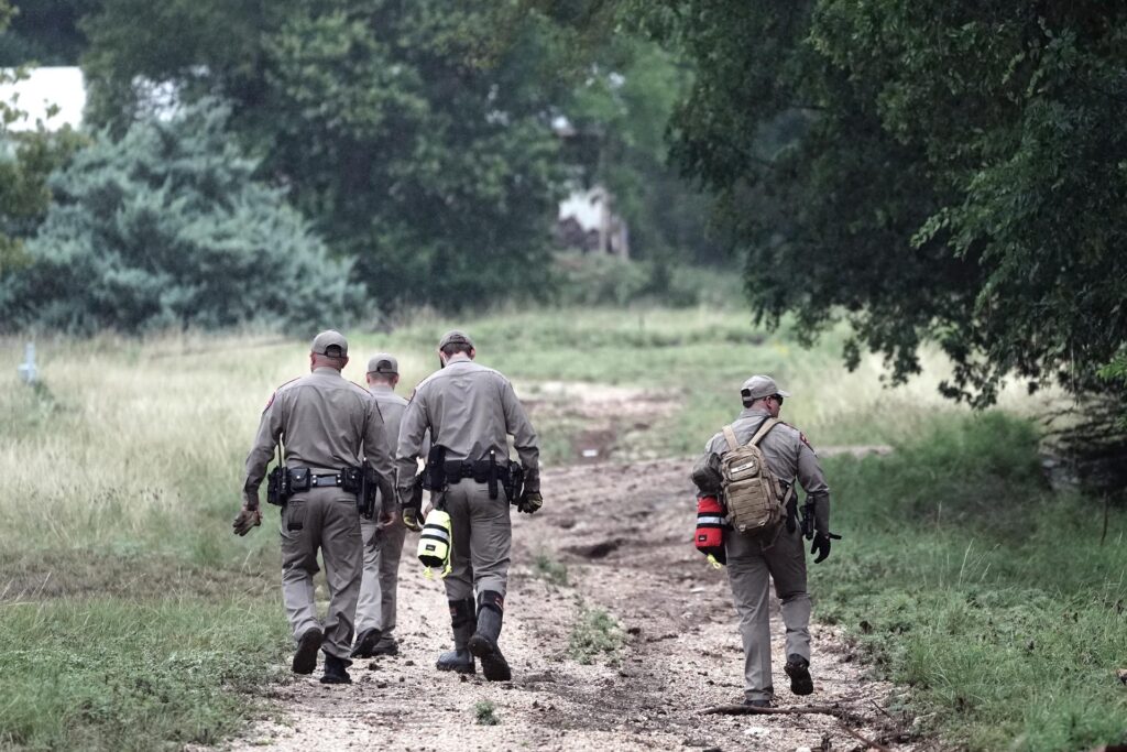 Número de muertos por las inundaciones en Texas ascendió a 89: sigue la búsqueda de desaparecidos - AlbertoNews