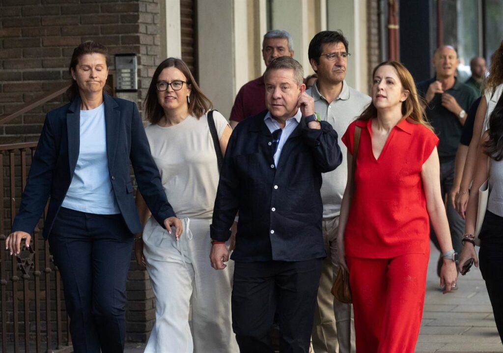 Page pide a Sánchez cuestión de confianza o elecciones y ve insuficientes las medidas del Comité Federal
