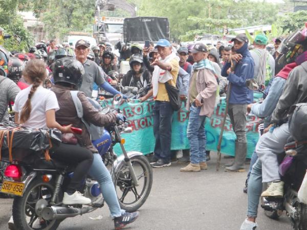 Paro nacional arrocero inicia con bloqueos por incumplimientos del Gobierno | Agro | Economía