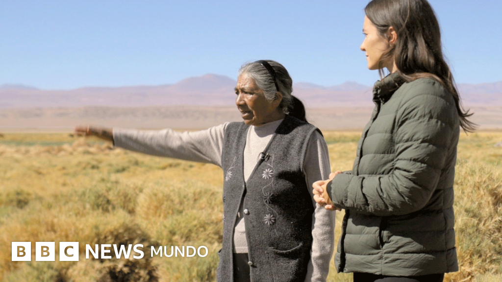 Por qué la explotación del litio en Chile se ha convertido en un caso de estudio sobre un dilema global