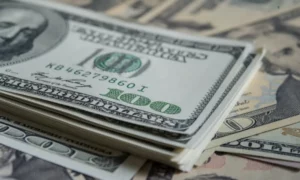 Precio del dólar del jueves 31 de julio sigue pa’ arriba