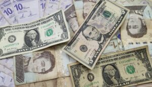 precio del dólar para 7 julio - Agencia Carabobeña de Noticias