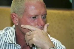 Premier League: Ingresan de urgencia a Paul Gascoigne, leyenda del fútbol inglés, tras ser hallado inconsciente en su casa | elmundo.es