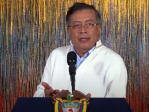 Presidente Gustavo Petro habló sobre el estado del sistema de salud en Colombia | Gobierno | Economía