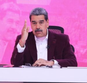 Presidente Maduro llama a los circuitos comunales a activarse