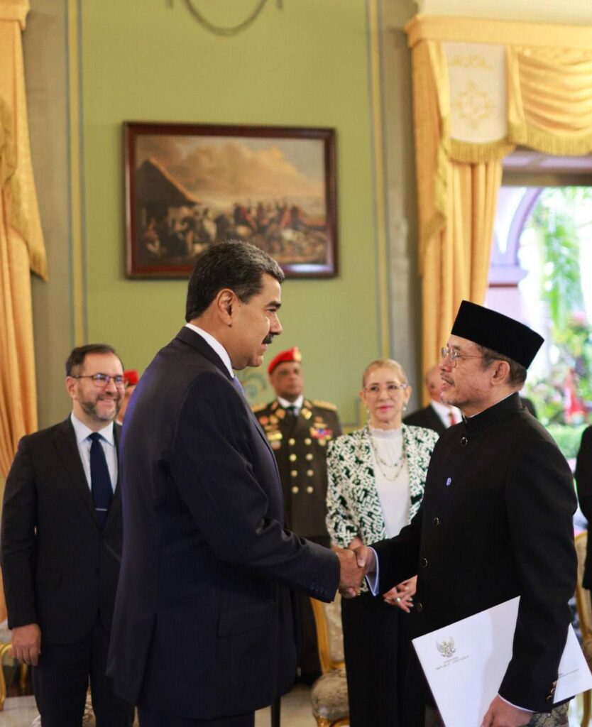 Presidente Maduro recibe cartas credenciales de nuevo embajador de Indonesia