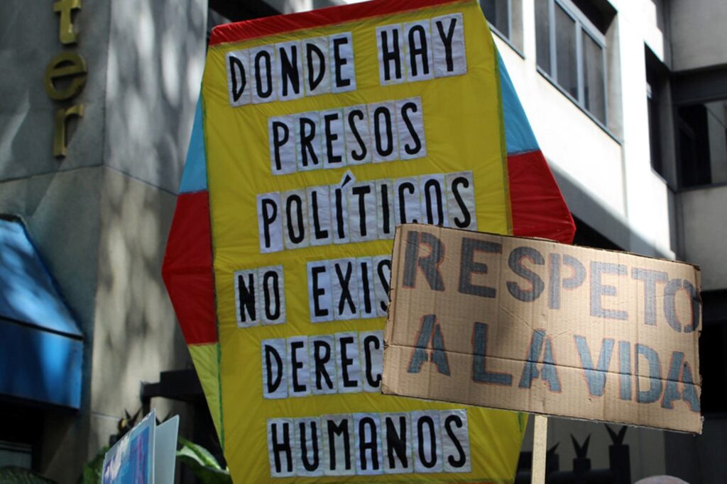 Rafael Narváez denuncia política de persecución implacable en Venezuela