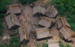 Pueblo yanomami sufre su peor crisis por epidemias y minería ilegal