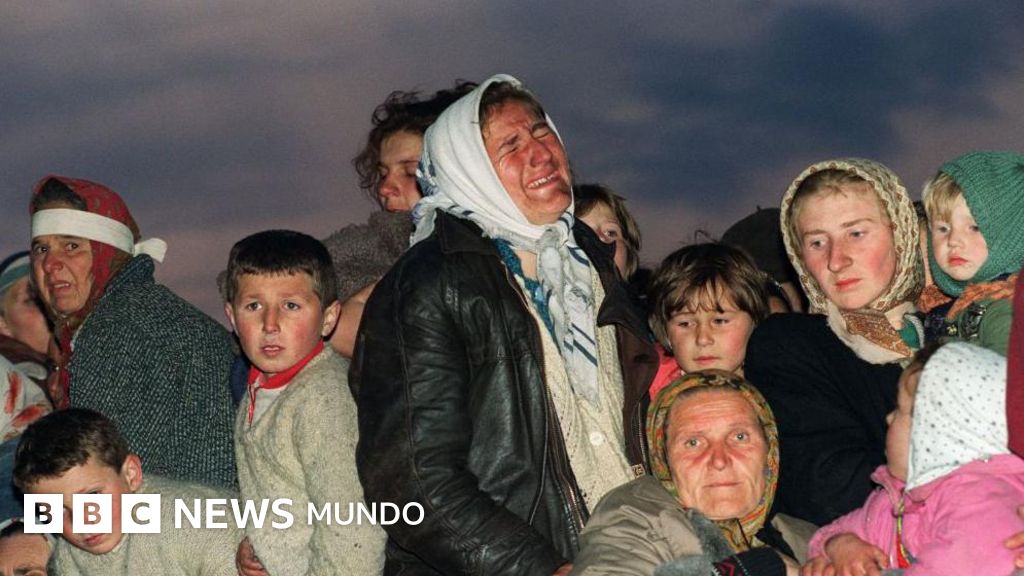 Qué pasó en la masacre de Srebrenica, la peor matanza en suelo europeo desde la Segunda Guerra Mundial