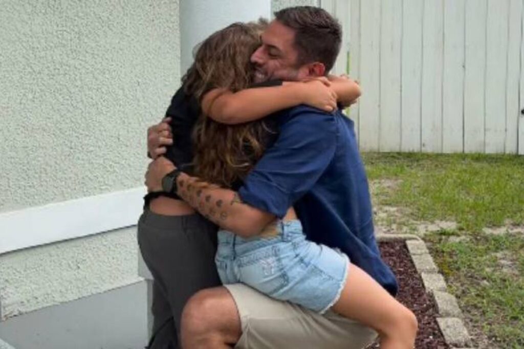 Requesens abraza a sus hijos en EEUU tras años de separación