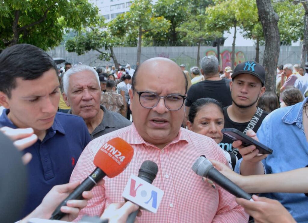 Roland Carreño, el acucioso cronista social preso por promover un cambio en Venezuela