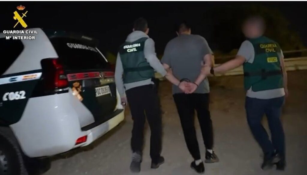 Salen en libertad provisional dos de los cuatro acusados por el asesinato de los dos guardias civiles en Barbate (Cádiz)