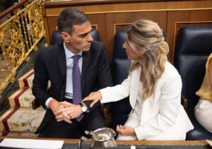 Sánchez y Díaz aceleran la iniciativa para aprobar un embargo de armas a Israel y esperan aprobarla en septiembre