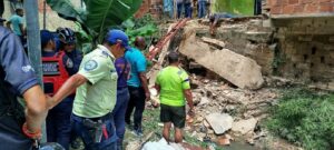 Se desplomó puente durante caminata de candidato del PSUV