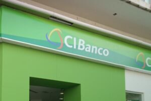 Sheinbaum confirma que Hacienda pidió a EE.UU. la prórroga para CI Banco, Intercam y Vector
