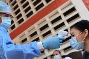 Sociedad Venezolana de Infectología advierte: «COVID-19 persiste