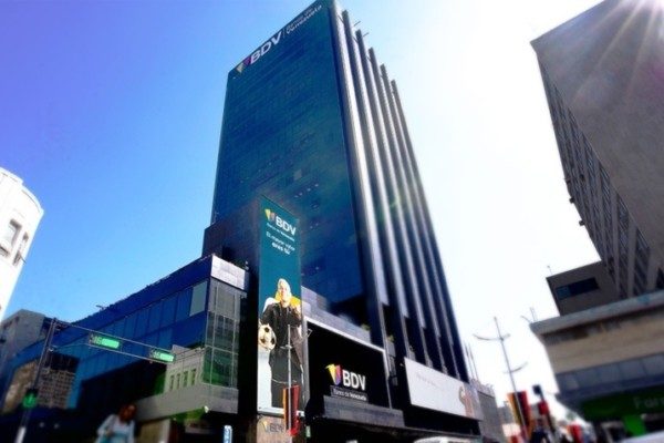 Banca y Negocios