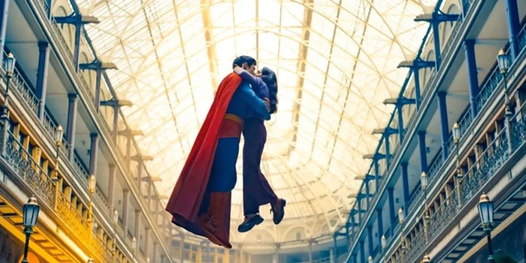 "Superman" alcanza un estreno mundial de más de 210 millones de dólares - AlbertoNews