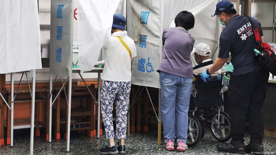 Taiwán vota para decidir si destituyen a diputados pro China – DW – 26/07/2025