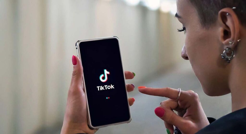 TikTok trabaja en una versión de su app específica para EEUU ante su probable venta